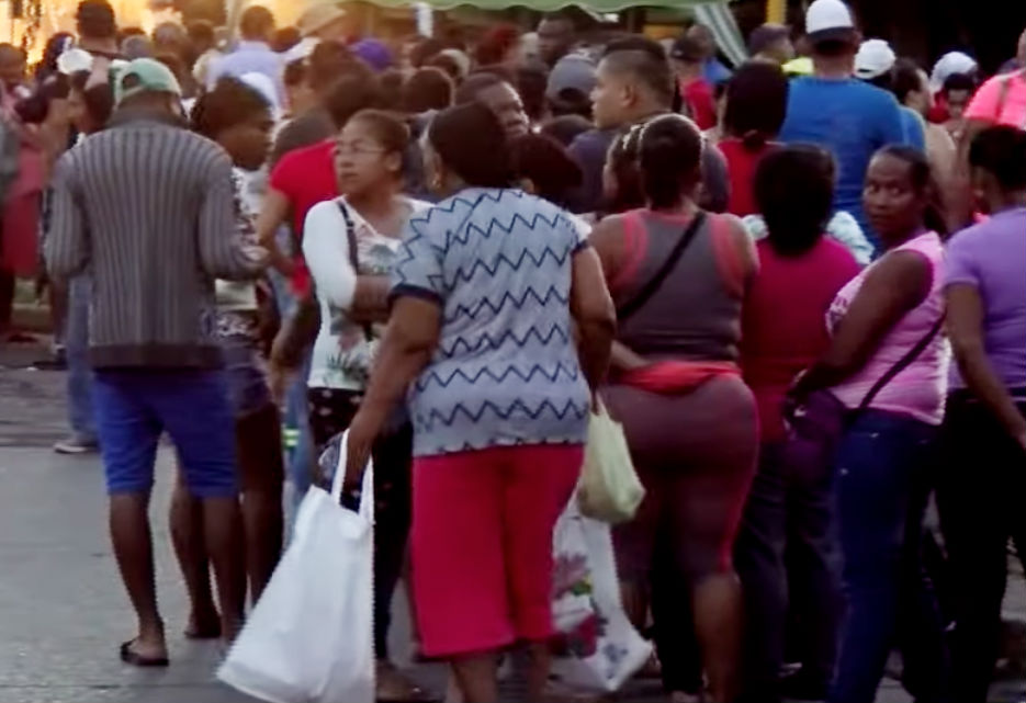 naviferias_fila