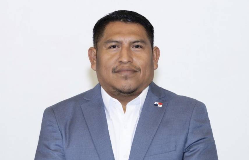 Eleazar Gómez Midi