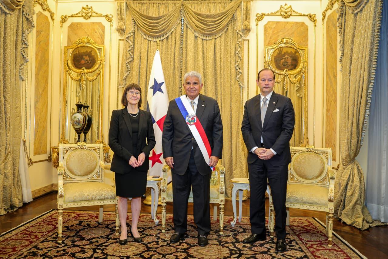 78b7dba2-52af-4e4f-81b8-f26f79e3d63b