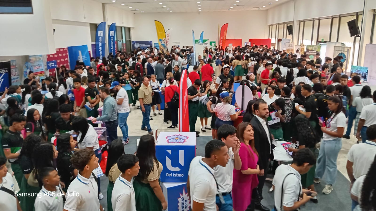 1feea438-e4ae-4db8-b512-c166b7b97e18