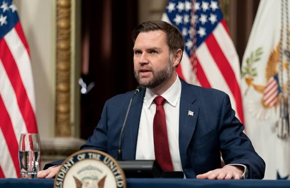 Vicepresidente Vance suspende viaje a Pakistán