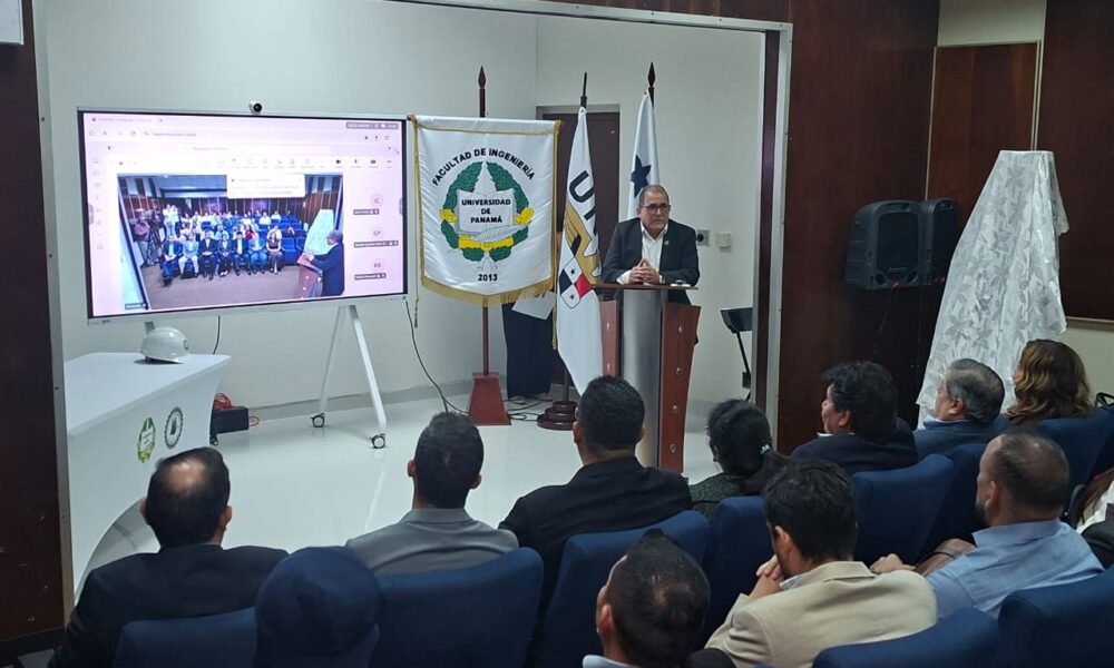 Licenciatura en Ciencias Aeronáuticas inicia primer cuatrimestre en la UP