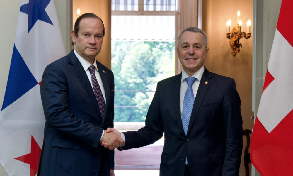 Panamá abre una nueva embajada en Suiza